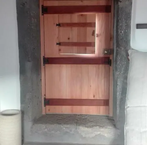 O Antigo Lagar * Cinco Ribeiras